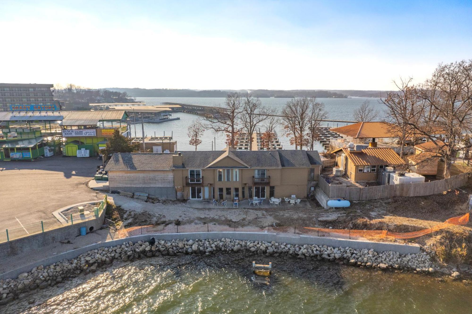 Lazy Gator House- Sleep 20- Bachelor Parties Welcome Lake Ozark Extérieur photo